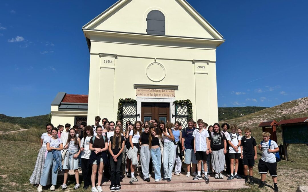 Austauschfahrt nach Budaörs, Ungarn, im Rahmen von Erasmus+ 18 Jugendliche der Holderbergschule erkunden Land und Leute