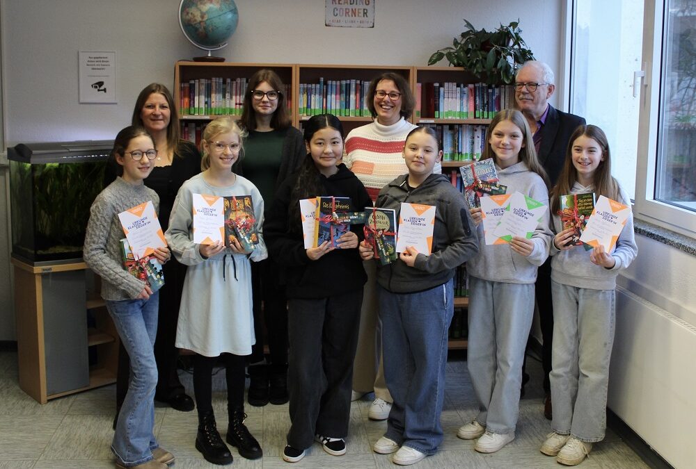 Vorlesewettbewerb im Schuljahr 2025/26  Schulentscheid der Holderbergschule: Malou Wellsow liest am besten